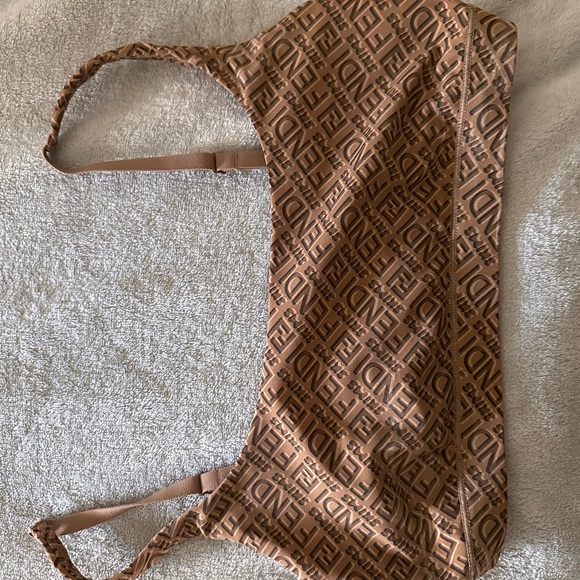 Fendi x Skims bralettes 2-pack BNIB - Picture 4 of 8